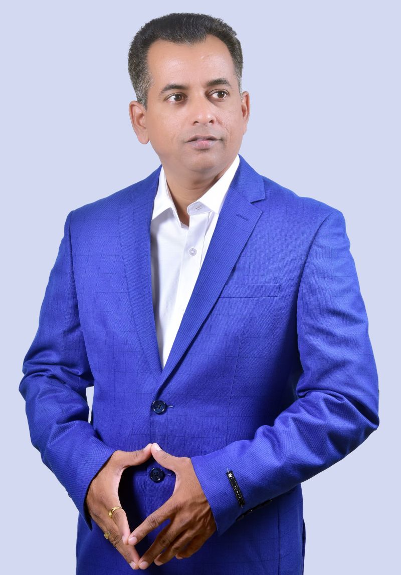 Shailendra Kadulkar - Visionary Digital Marketing Leader at Movinnza